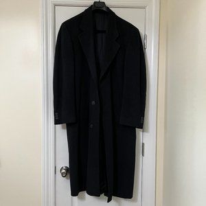 Cashmere Classic style Overcoat. Black. Italian fabric.